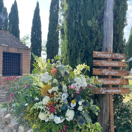 Materno Alloggio per agriturismo Radicondoli